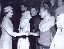 The Queen meets actors 1957